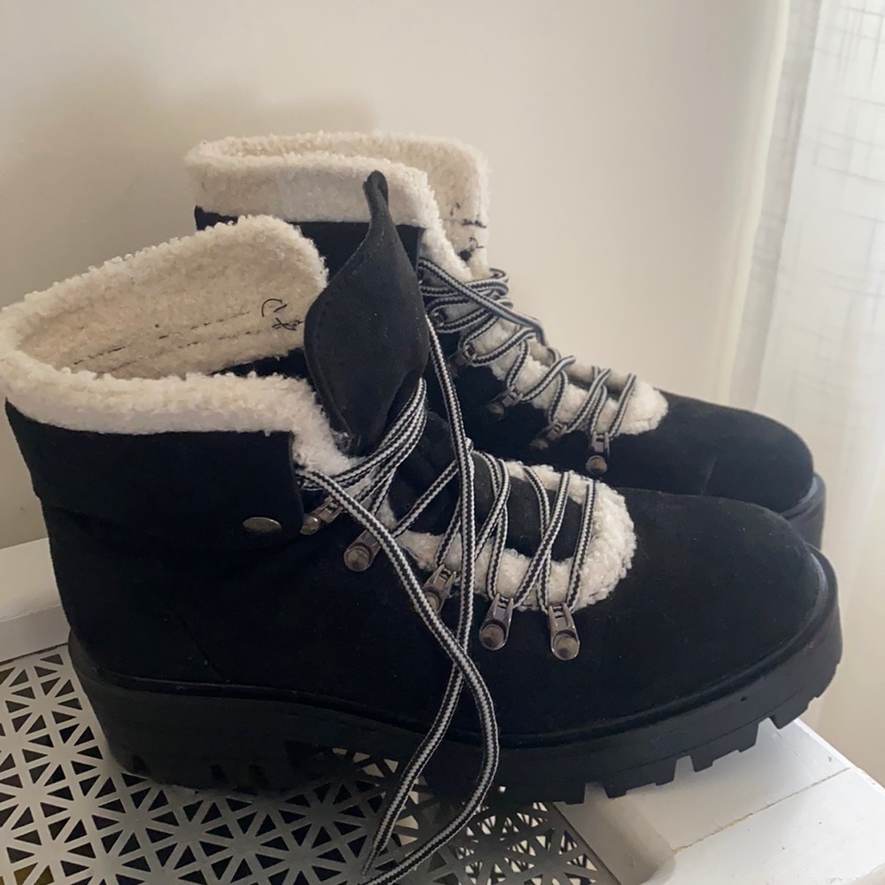 Forever21 chunky winter boots